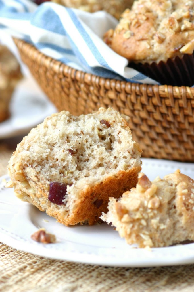 Banana Muffins With Walnut And Anise Seed 