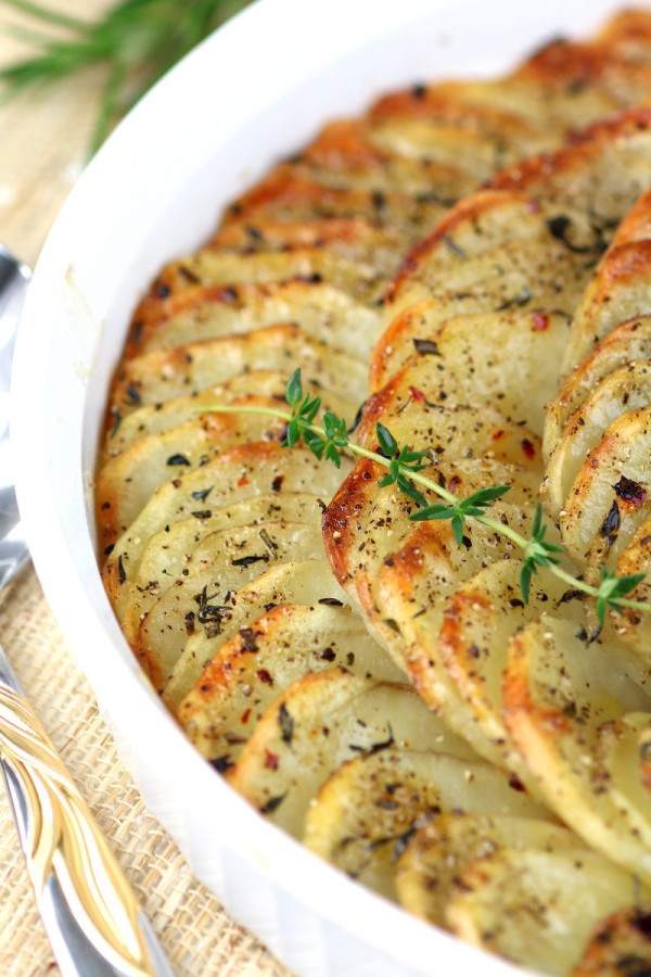 oven-roasted-sliced-potatoes-lands-flavors